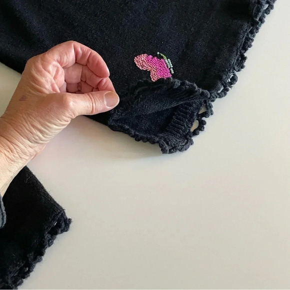 Quacker Factory XS Black Heart Tunic Sweater Ramie And Cotton Beaded Butterflys - Picture 11 of 15